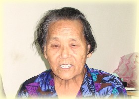 Grandma Shih, Yun-Ying 