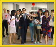 Mr. Ying-Jiu Ma, Taipei City Mayor, visited our school and gave us physical support.