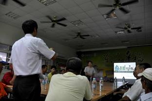 2013.06.24 Joy & Hope Fantasy 7.0-- Toward Wheat 500: A briefing on Contracted field management and production quality at Dongshih Field, Chiayi.